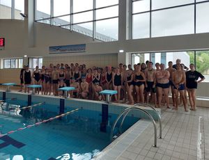 11.05 w ramach Dni Sportu UJ odbyły się zawody dla studentów uczęszczających w ramach WF na pływalnię.