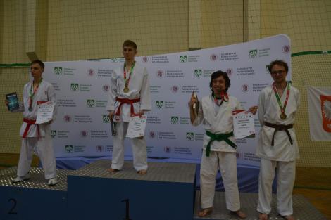 Photo no. 2 (2)
                                                         Brązowy medal dla zawodnika klubu karate kyokushin Uniwersytetu Jagiellońskiego na AMP Karate WKF
                            