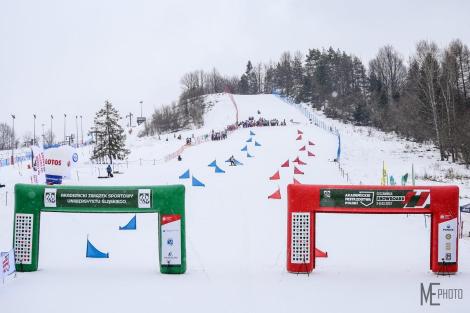 Photo no. 14 (29)
                                                         AKADEMICKIE MISTRZOSTWA POLSKI w Snowboardzie - Szczawnica 3-6.03.2022
                            