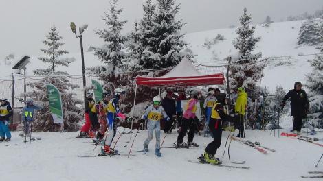 Zdjęcie nr 13 (37)
                                	                             AKADEMICKIE MISTRZOSTWA MAŁOPOLSKI w Snowboardzie i w Narciarstwie alpejskim - Kluszkowce 9-10.01.2019
                            